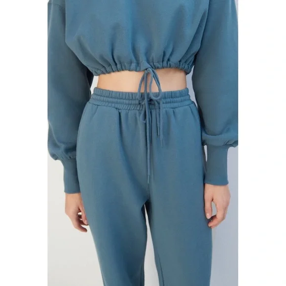 ZARA LIMITLESS CONTOUR COLLECTION WIDE LEG JOGGER
PANTS - Picture 6 of 15